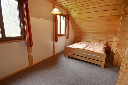 Chata samota u rybníka - loďka, koupání a rybaření