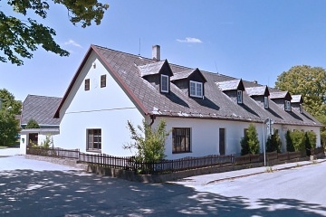 Chalupa u cyklostezky s v��ivkou - Vyso�ina