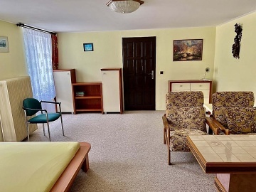 Chalupa u cyklostezky s v��ivkou - Vyso�ina