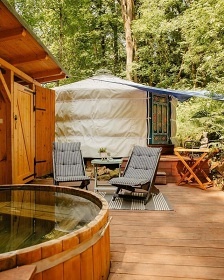 Glamping s wellness - Dv�r Kr�lov� nad Labem