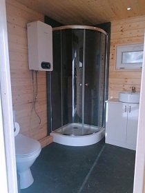 Glamping Mikulovice - Tiny House u rybnka