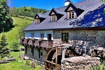 Chalupa s mlnem a vivkou - Zemsk brna