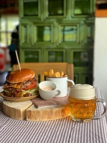 Chalupa mln - Pastviny - esk Petrovice