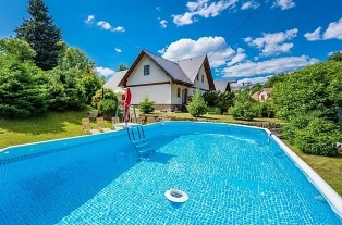 Nov� objekt: Rodinn� chalupa s baz�nem - Pastvinsk� p�ehrada 8C-249