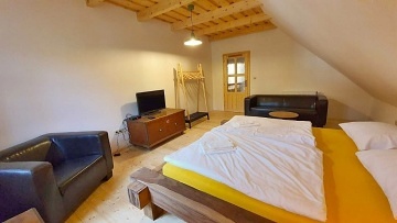 Rodinn� chalupa s baz�nem - Pastvinsk� p�ehrada