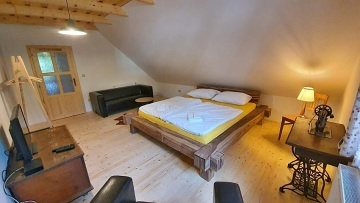 Rodinn� chalupa s baz�nem - Pastvinsk� p�ehrada