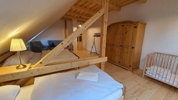 Rodinn� chalupa s baz�nem - Pastvinsk� p�ehrada