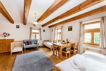 Rodinn� chalupa s baz�nem - Pastvinsk� p�ehrada