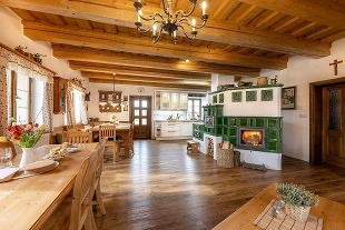 Stylová chalupa s bazénem a wellness - Vysočina