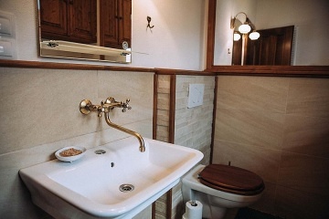 Stylov� chalupa s baz�nem a wellness - Vyso�ina