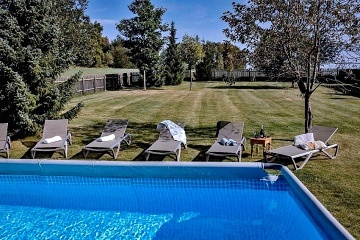 Stylov� chalupa s baz�nem a wellness - Vyso�ina