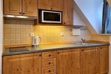 Chalupa Adr�pa�sk� sk�ly - Teplice nad Metuj�