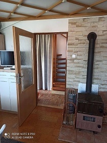 Chata s baz�nem - CHKO Novohradsk� hory