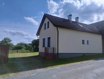 Chalupa s baz�nem - hrad Lipnice nad S�zavou