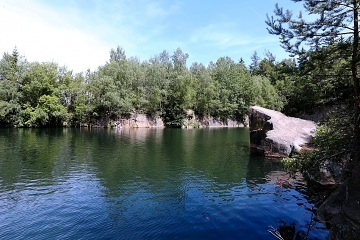 Chalupa s baz�nem - hrad Lipnice nad S�zavou