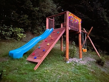 Chalupa baz�n a wellness - Stezka v oblac�ch