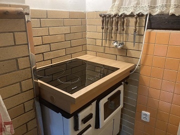 Rodinn� chalupa �esk� st�edoho�� - Bukov� hora