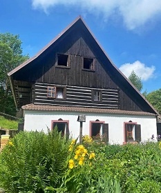 Rodinn� chalupa �esk� st�edoho�� - Bukov� hora