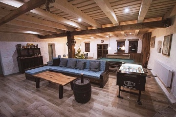 Chalupa Červená Voda - wellness a koupací jezírko