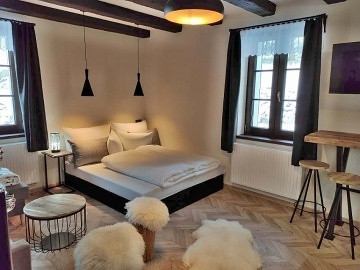 Chalupa u Ond�ejn�ku - baz�n a sauna - Lys� hora