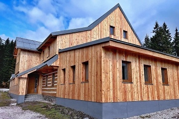 Wellness chalupa �ern� hora - Krkono�sk� magistr�la