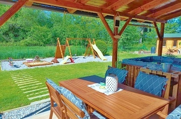 Chalet Samota pro zamilované - Kamenný Újezd