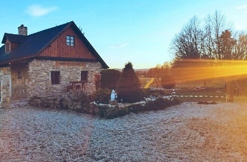 Chalupa na samotě s vířivkou - Římovská přehrada