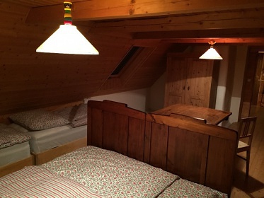 Polorouben� chalupa s baz�nem - Orlick� hory