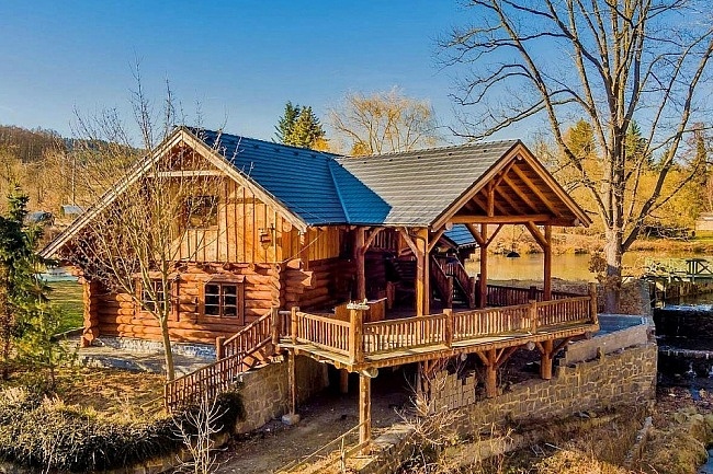 Srubov chata s wellness terasou - Slapsk pehrada