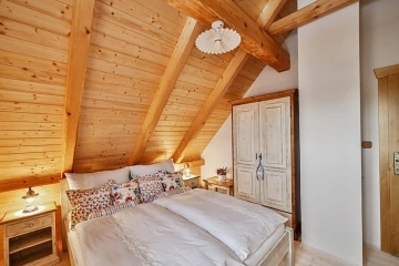 Roubenka ���rsk� vrchy - sauna a koupac� jez�rko