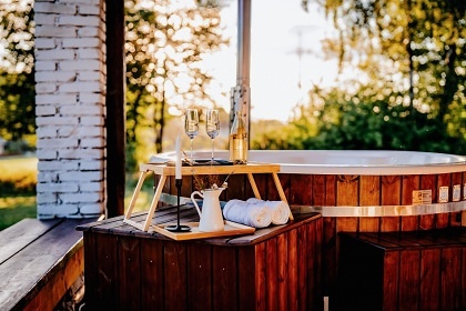 Chalupa wellness a vinný sklep - Maralův kopec