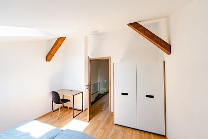 Chalupa Krlick Snnk - Doln Morava