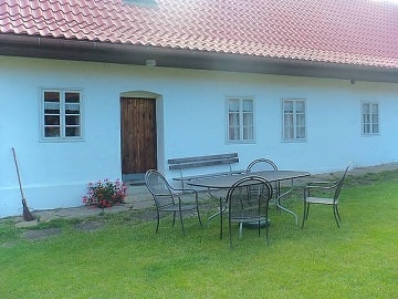 Chalupa Mlýn - Radějov - CHKO Bílé Karpaty