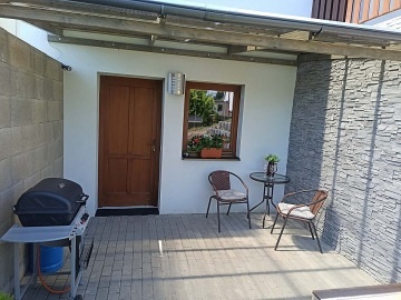 Chalupa s baz�nem - Lednicko-valtick� are�l