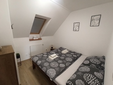 Chalupa s baz�nem - Lednicko-valtick� are�l