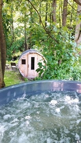 Wellness chatika Tkov - bazn a sauna