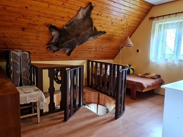 Chalupa Třebihošť - Zvičina - Dvůr Králové n. L.