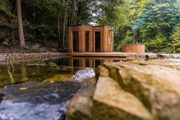 Chata Jeseníky - koupací jezírko a sauna