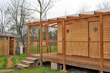 Jurty v Sadu - Glamping Štolmíř - Český Brod