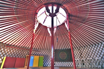 Jurty v Sadu - Glamping Štolmíř - Český Brod