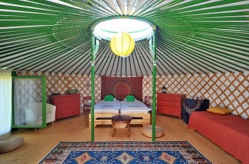 Glamping s wellness - 4 Jurty - St�edn� �echy