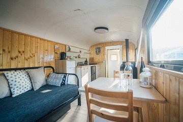 Glamping koupací jezírko a wellness - jižní Morava