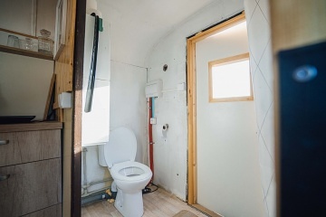 Glamping koupací jezírko a wellness - jižní Morava