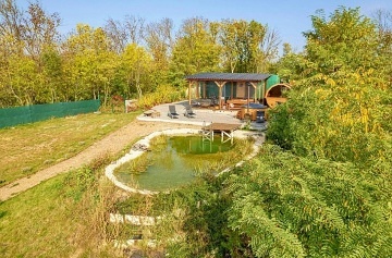 Glamping koupací jezírko a wellness - jižní Morava