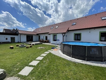 Jihoesk chalupa s baznem - Vesel nad Lunic