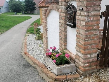 Kouzelná chaloupka - Dyjákovice - Znojmo