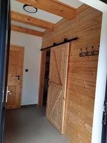 Chalupa sauna a kachlov� kamna - stezka Povyd��
