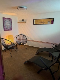 Chalupa sauna a kachlov� kamna - stezka Povyd��