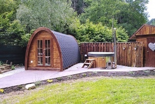 Nov� objekt: Wellness glamping u sk�ly - hrad Koko��n a Houska