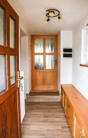 Chata u hradu Bouzov - sauna, vivka a jezrko